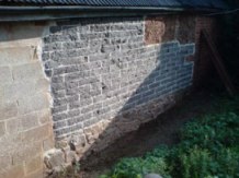 lime mortar used to build cob blocks on stonework footings